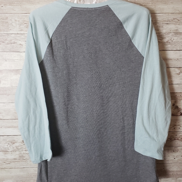 Brand New! VS PINK Baseball Tee - Picture 2 of 3